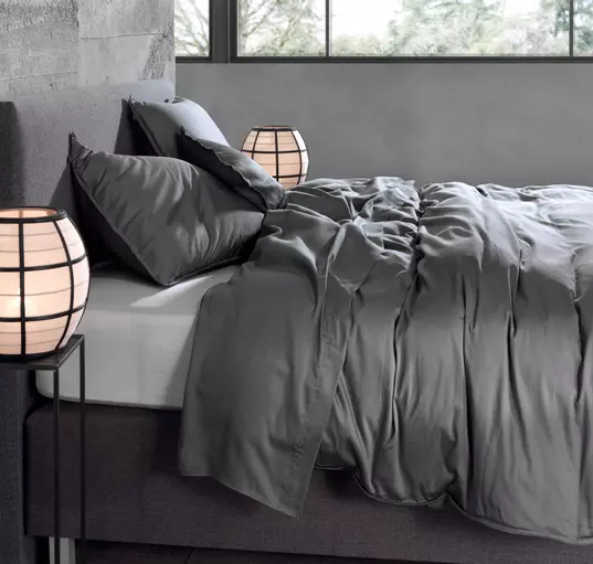 Materiaal: 100% katoensatijn